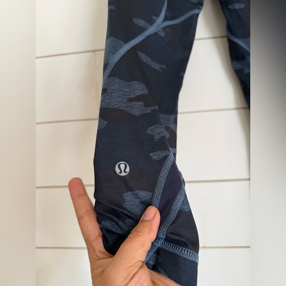 Lululemon run inspired crop camp oil silk blue - Picture 10 of 12